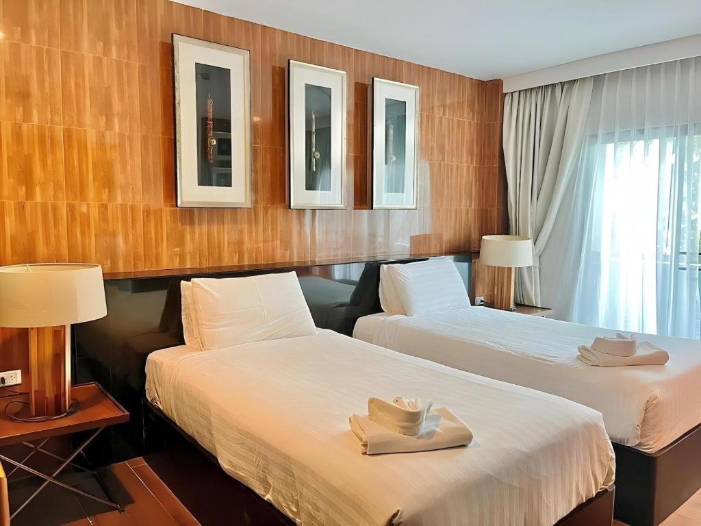 Hotel Huernnana Jomsawan Phrae Exterior foto